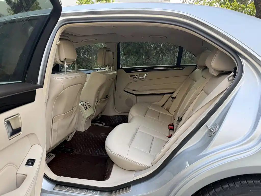 Mercedes-Benz E-Class 2014