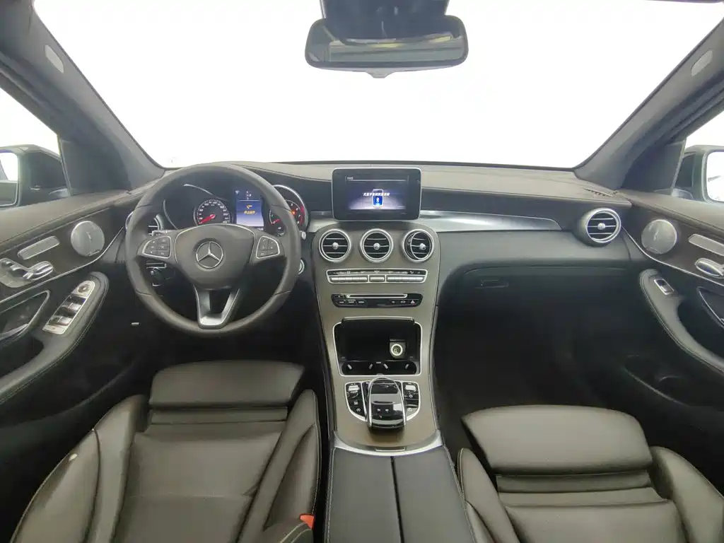 Mercedes-Benz GLC 2016