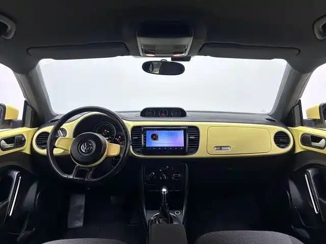 Volkswagen Beetle 2013