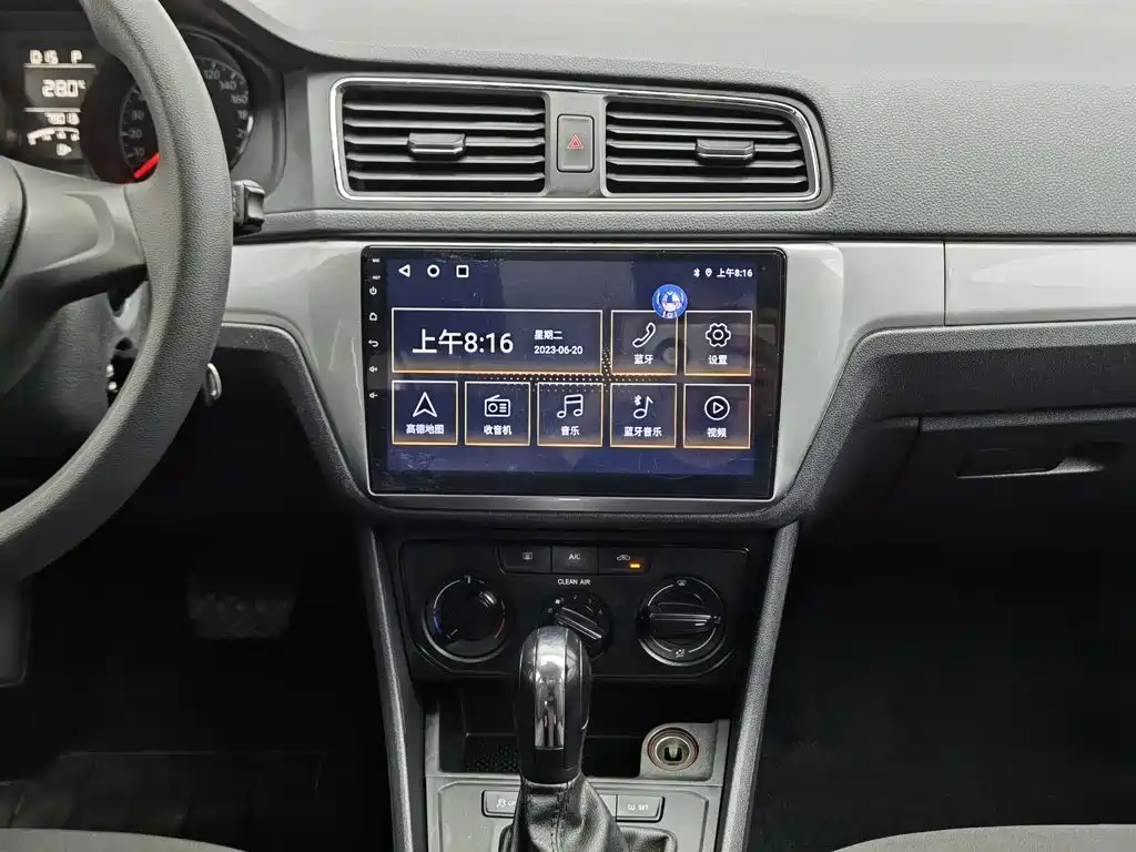 Volkswagen Gran Lavida 2016 — фото 12