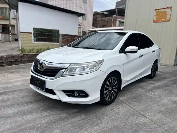Honda Crider 2015