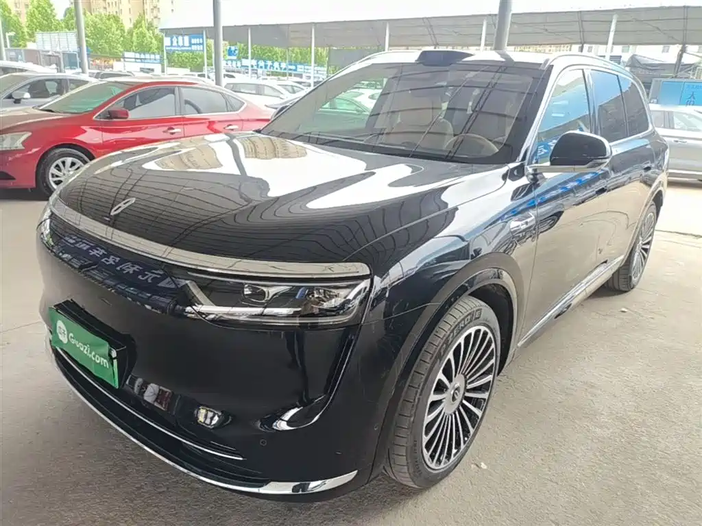AITO M8 2025 — фото 1