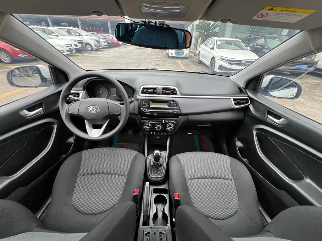 Hyundai Verna 2019 — фото 12