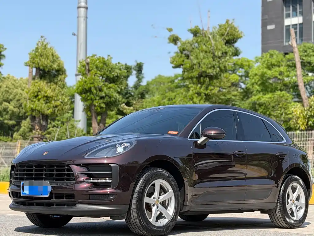Porsche Macan 2018 — фото 1