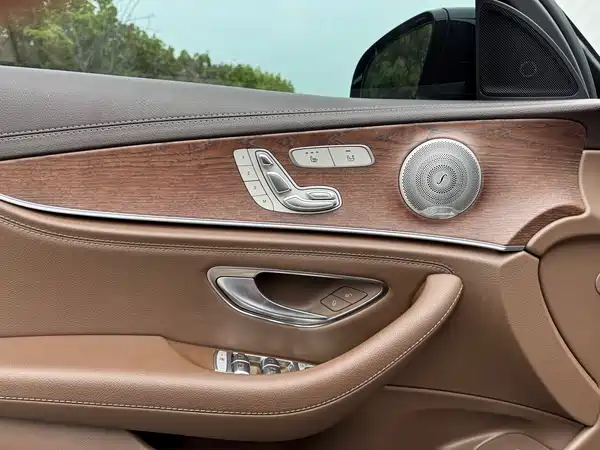 Mercedes-Benz E-Class 2023