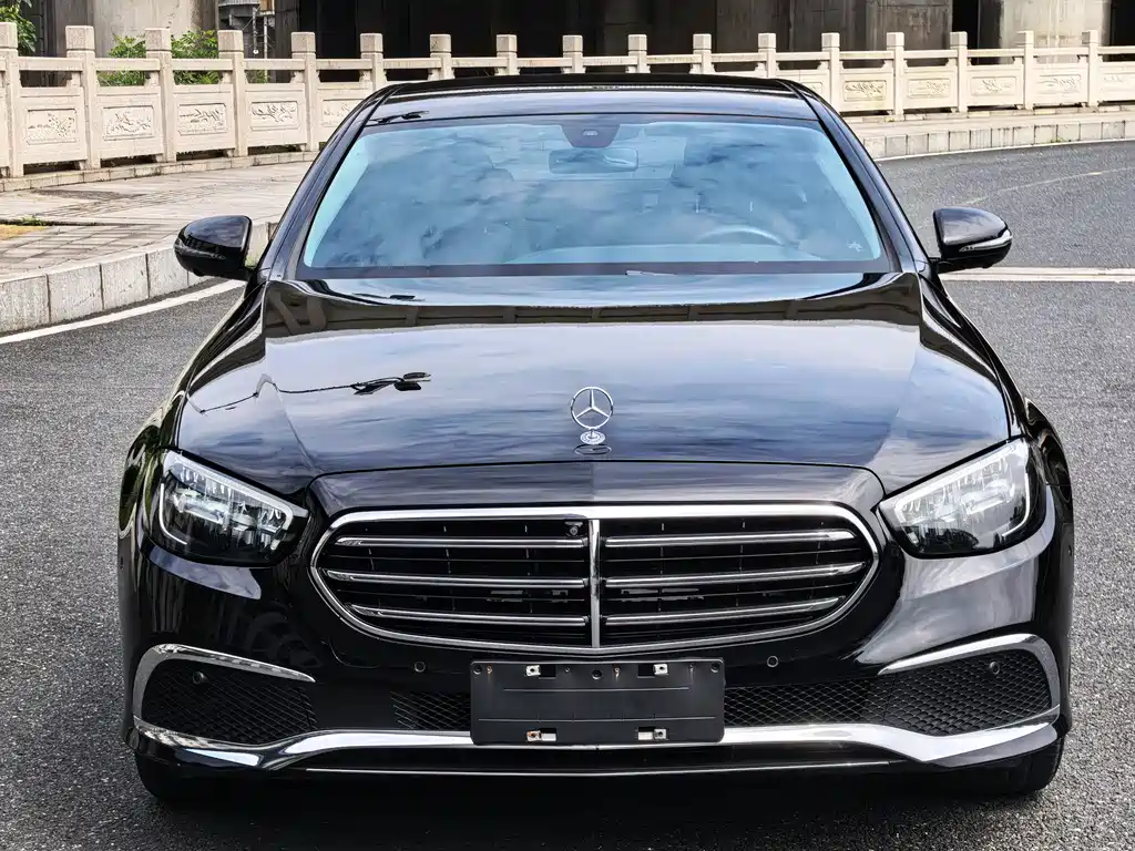 Mercedes-Benz E-Class 2021 — фото 2