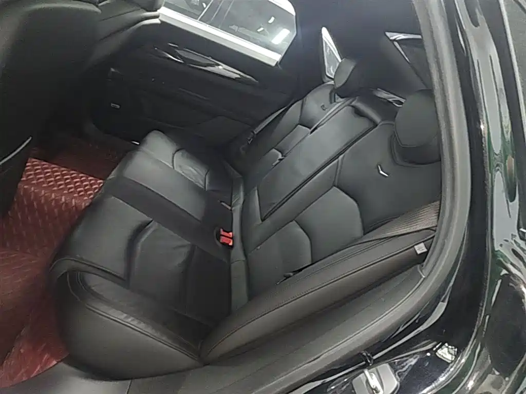 Cadillac CT6 2017 — фото 17
