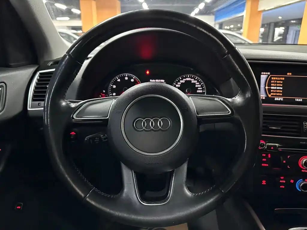 Audi Q5 2016 — фото 10