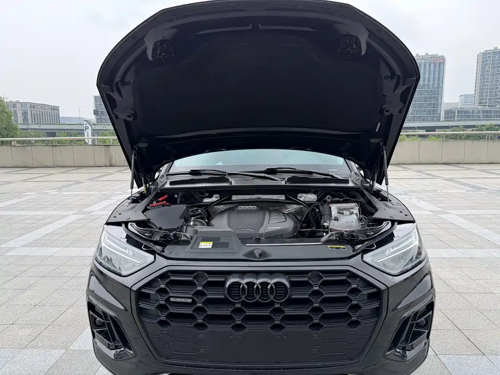 Audi Q5L 2022 — фото 24