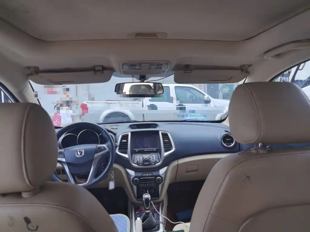 Changan Eado 2015 — фото 19
