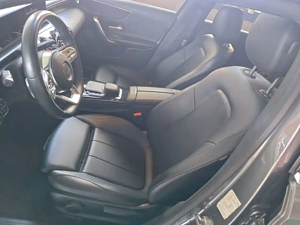 Mercedes-Benz A-Class 2022 — фото 15