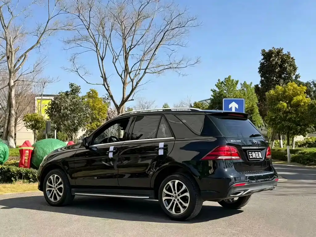 Mercedes-Benz GLE 2017