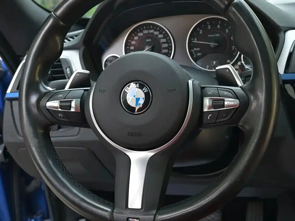 BMW 3 Series GT 2018 — фото 10