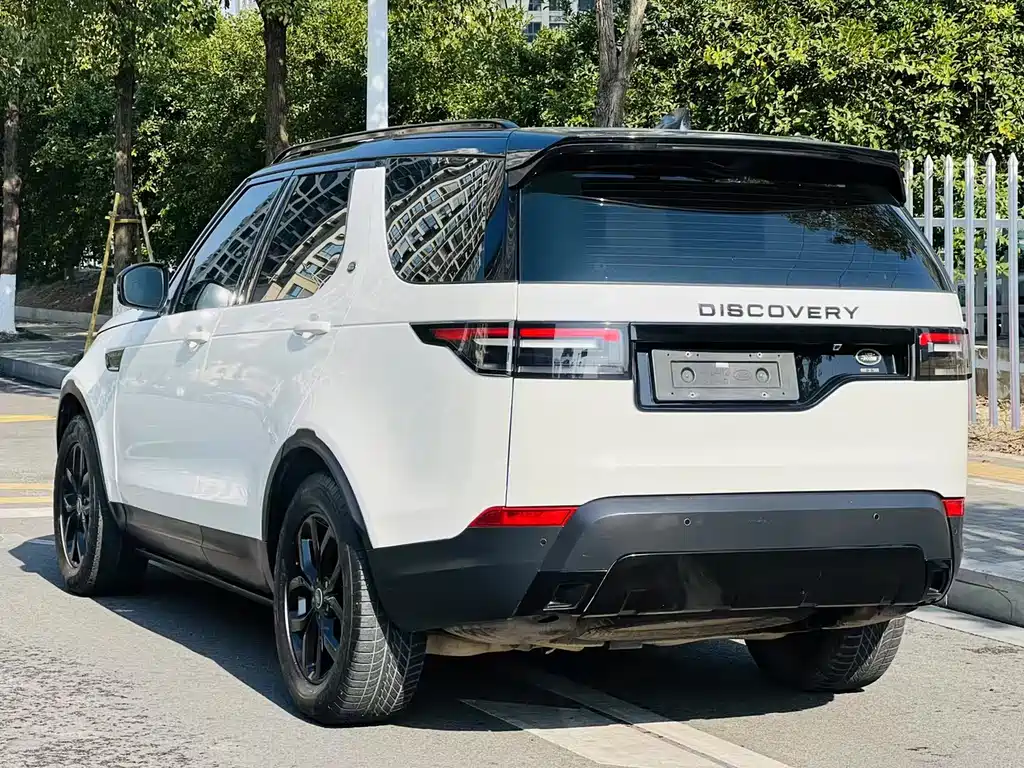 Land Rover Discovery 2019 — фото 8