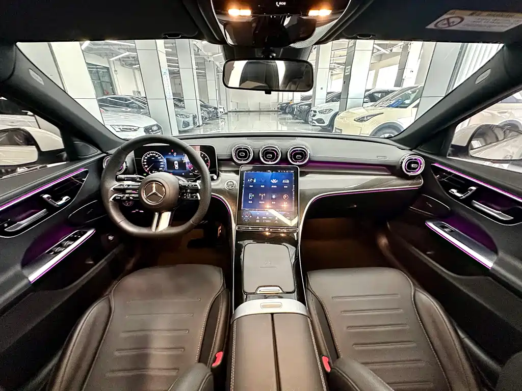 Mercedes-Benz C-Class 2023 — фото 6