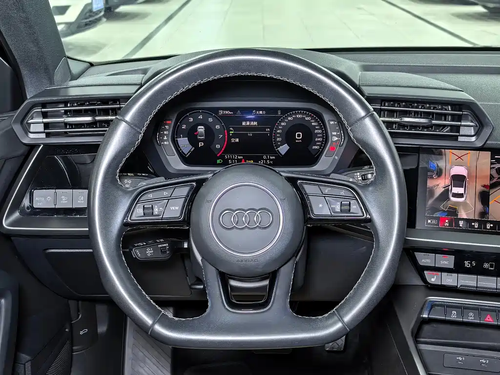 Audi A3 2023 — фото 12