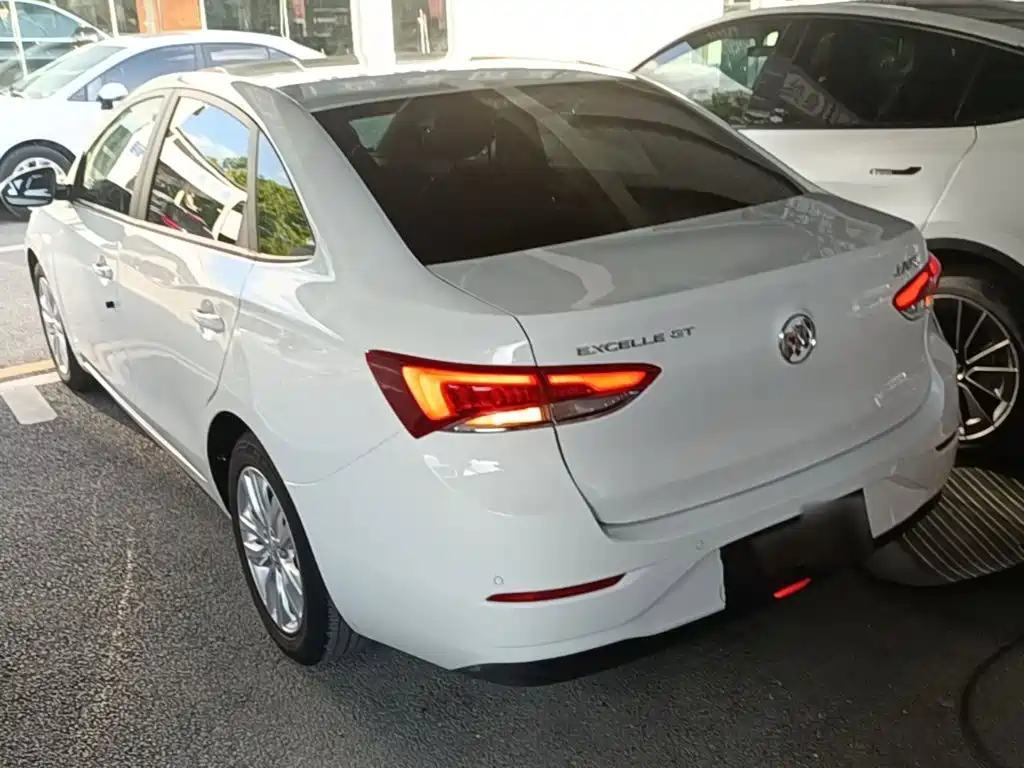 Buick Excelle 2021