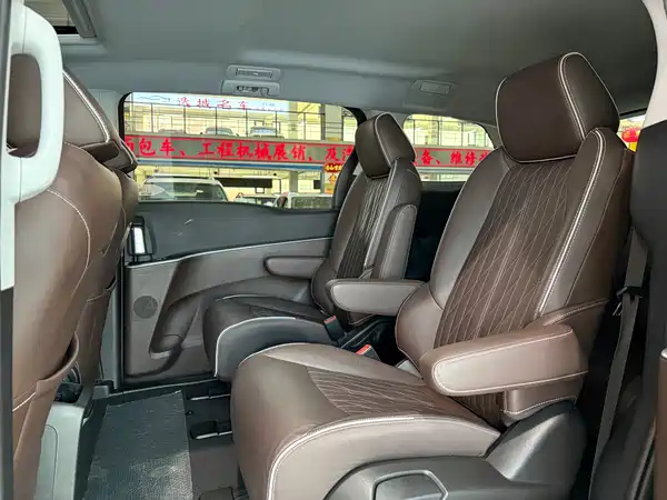 Buick GL8 2021