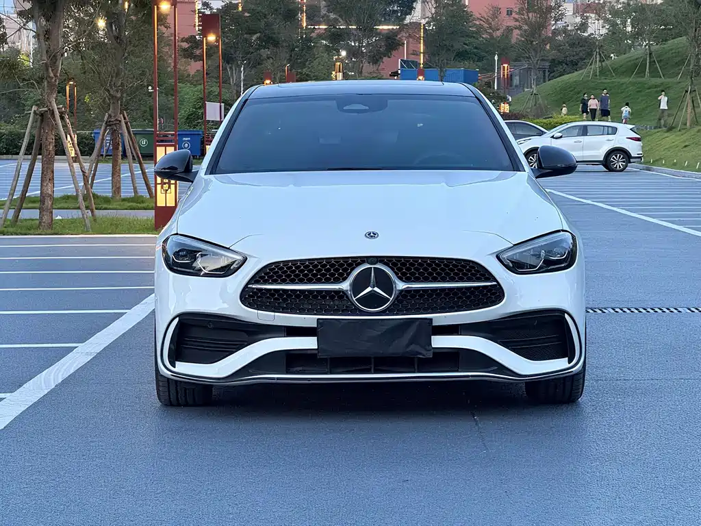 Mercedes-Benz C-Class 2021