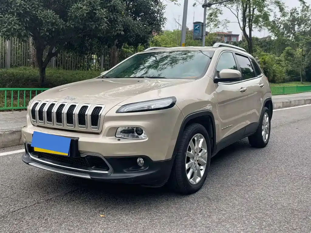 Jeep Cherokee 2015