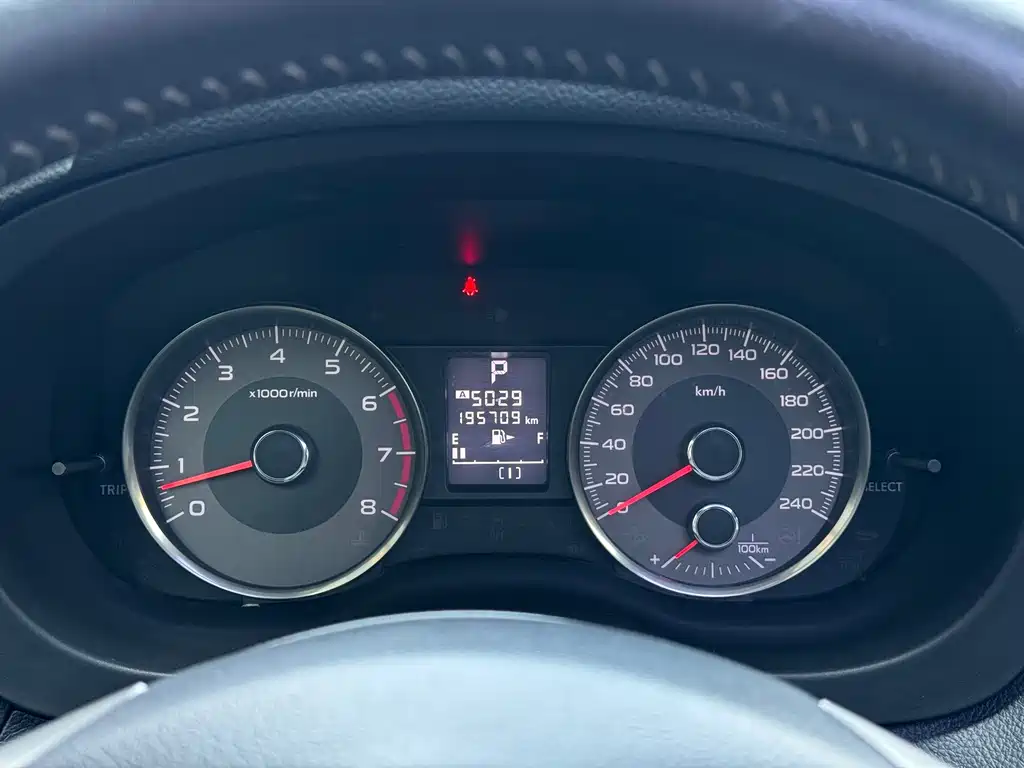 Subaru Forester 2015 — фото 18