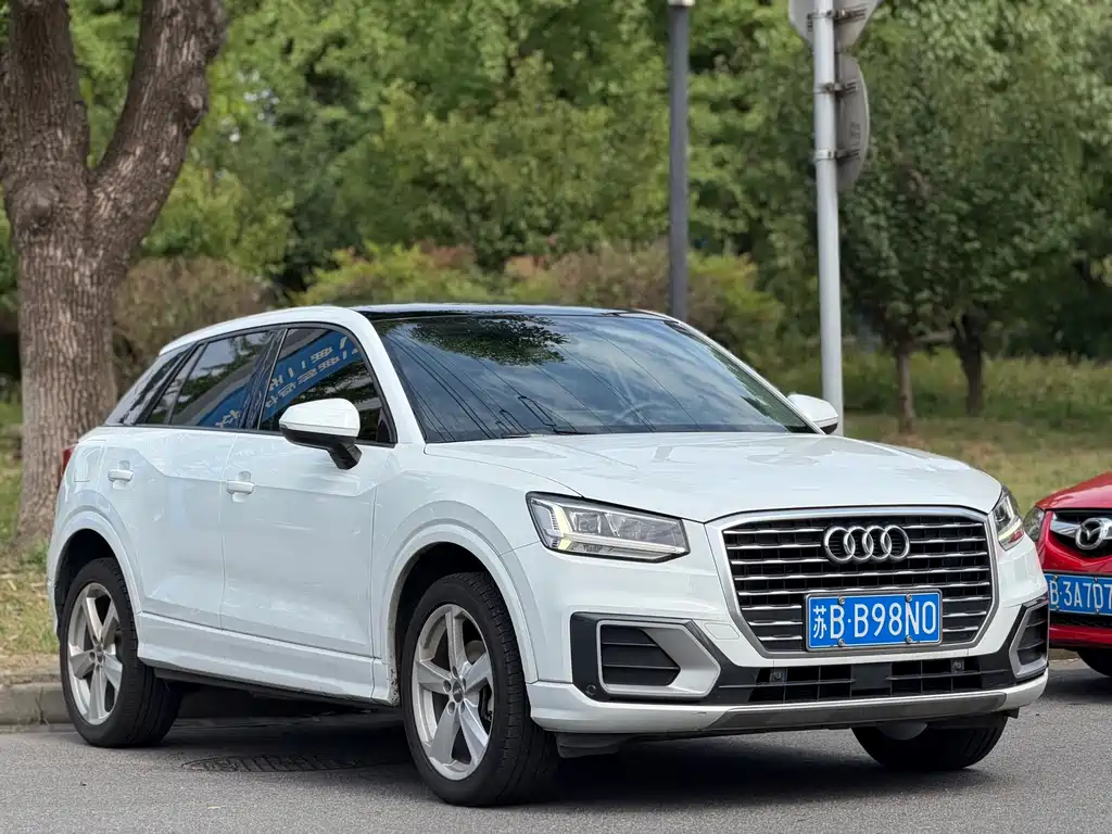 Audi Q2L 2019 — фото 3