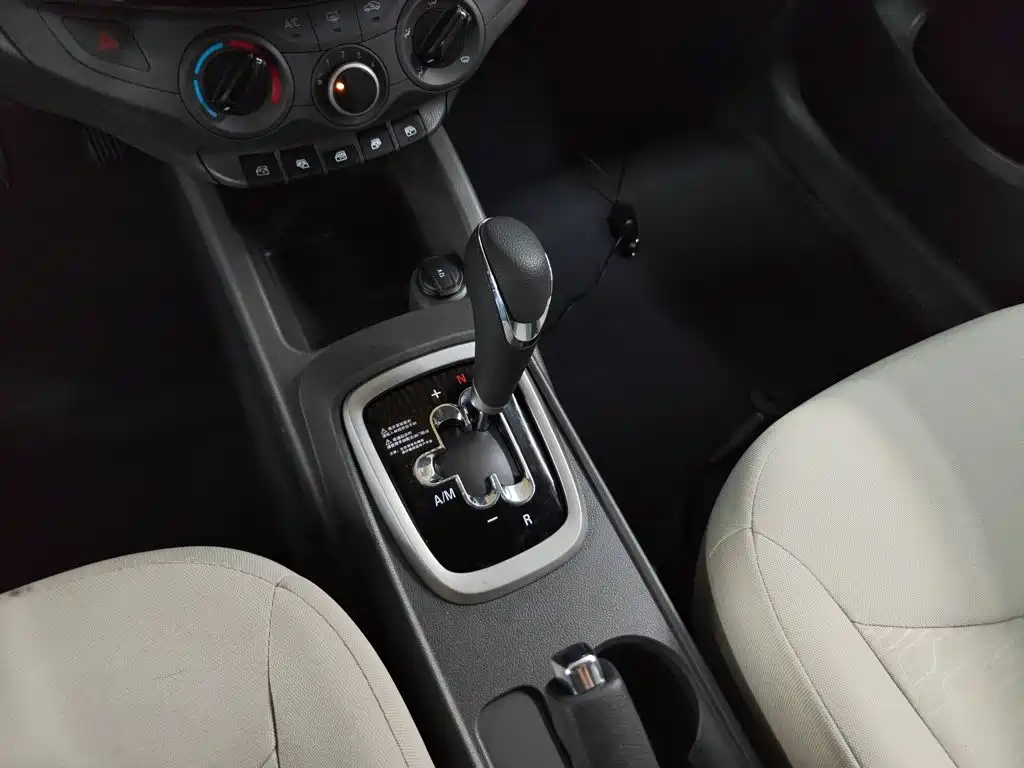 Chevrolet Sail 2015 — фото 12