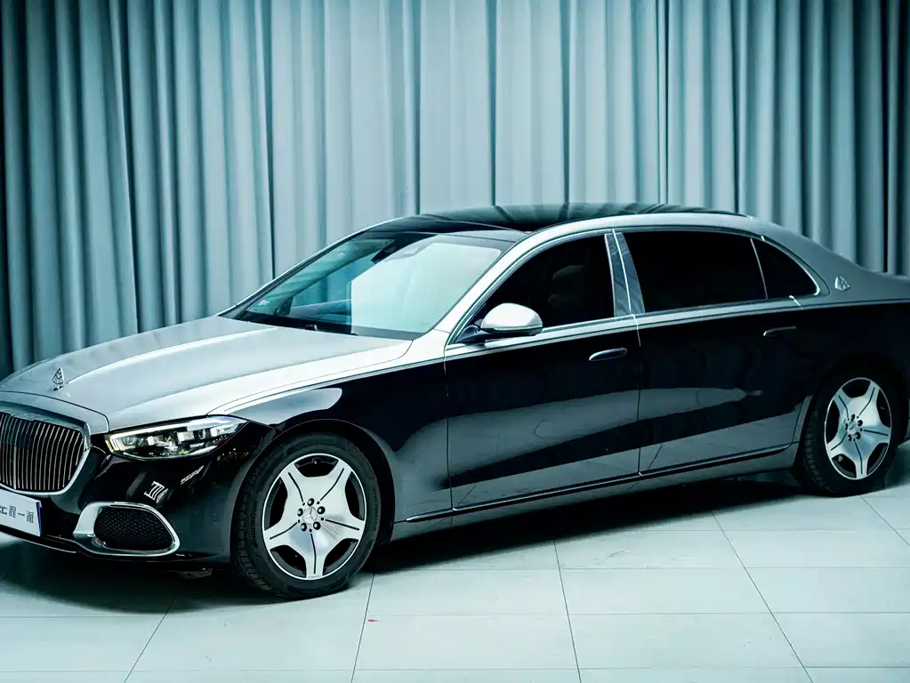 Mercedes-Benz S-Class 2024 — фото 1