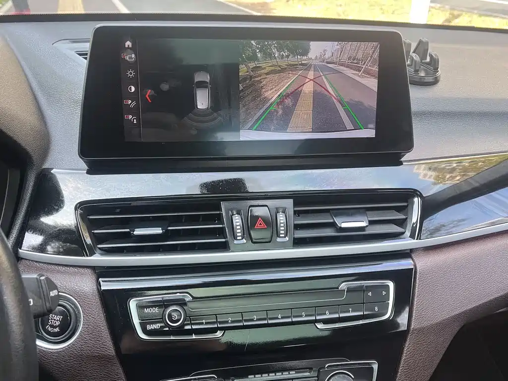 BMW X1 2022 — фото 12