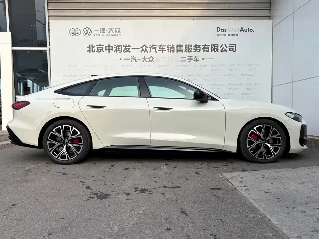 Audi A5L Sportback — фото 5