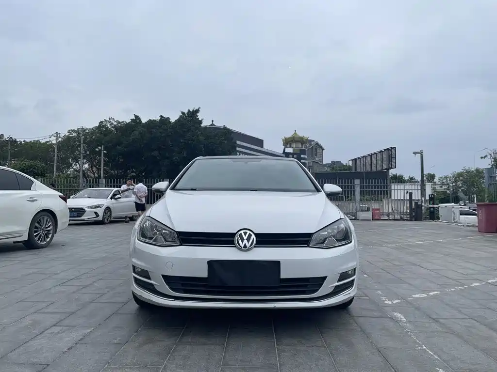 Volkswagen Golf 2016