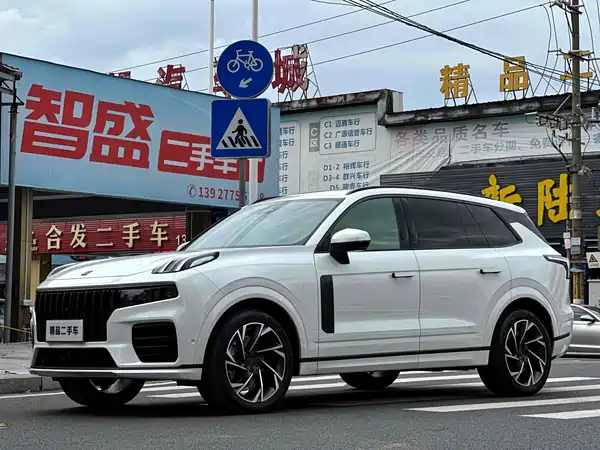 Lynk & Co 09 2021
