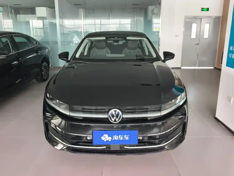 Volkswagen Magotan 2024