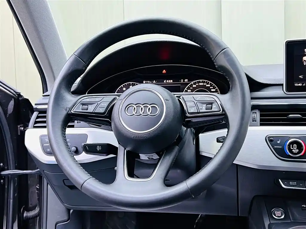 Audi A4L 2019 — фото 10
