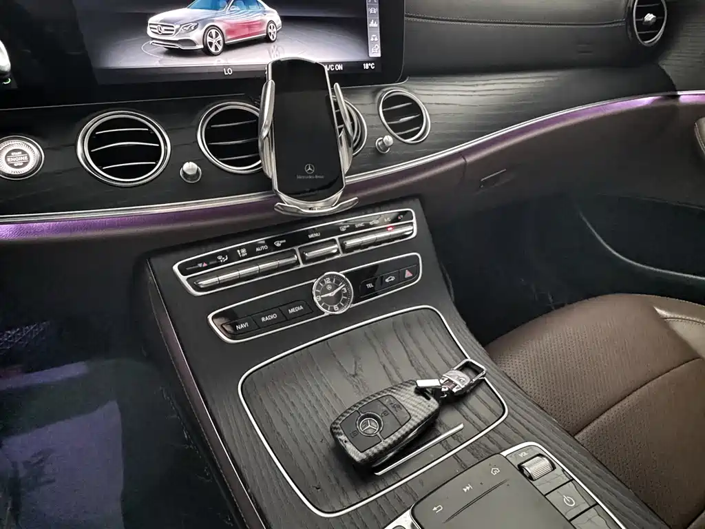 Mercedes-Benz E-Class 2020 — фото 8
