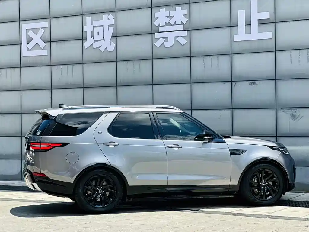 Land Rover Discovery 2021 — фото 3