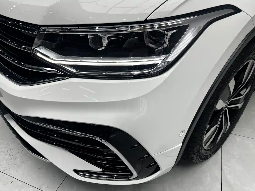 Volkswagen Tiguan L 2021