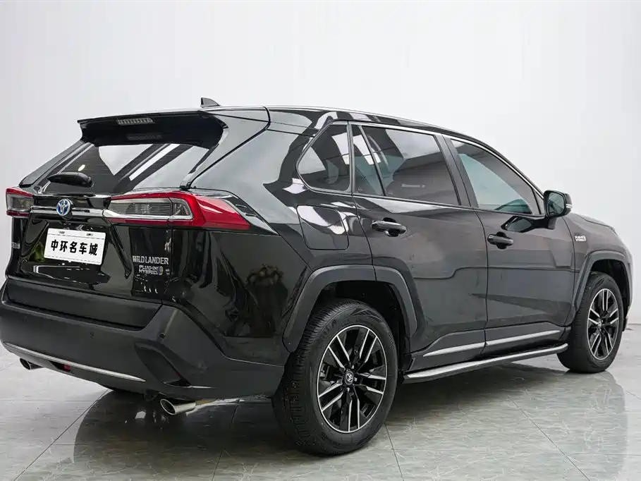 Toyota Wildlander New Energy 2022 — фото 17