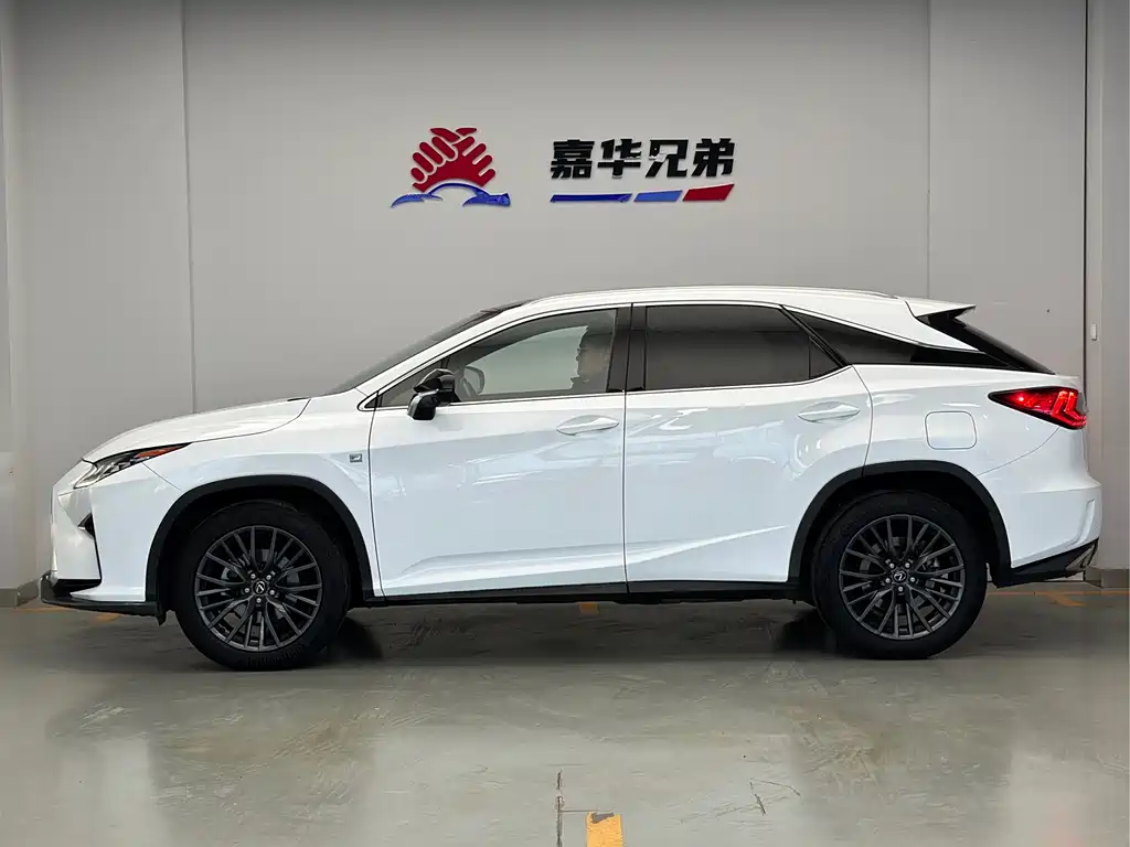 Lexus RX 2016 — фото 9