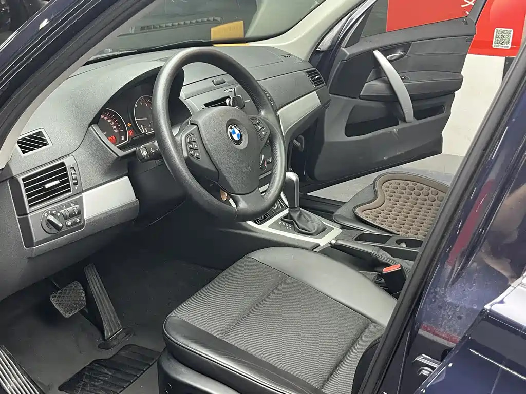 BMW X3 2010 — фото 14