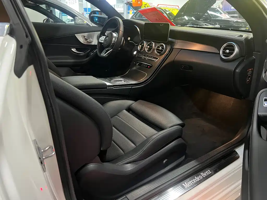Mercedes-Benz C-Class 2019 — фото 5