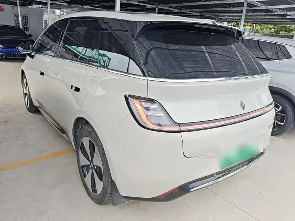 Baojun Clouds 2023