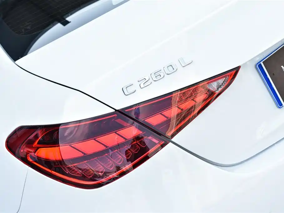 Mercedes-Benz C-Class 2024 — фото 14