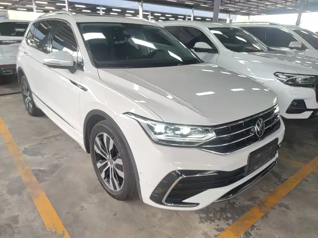 Volkswagen Tiguan L 2021