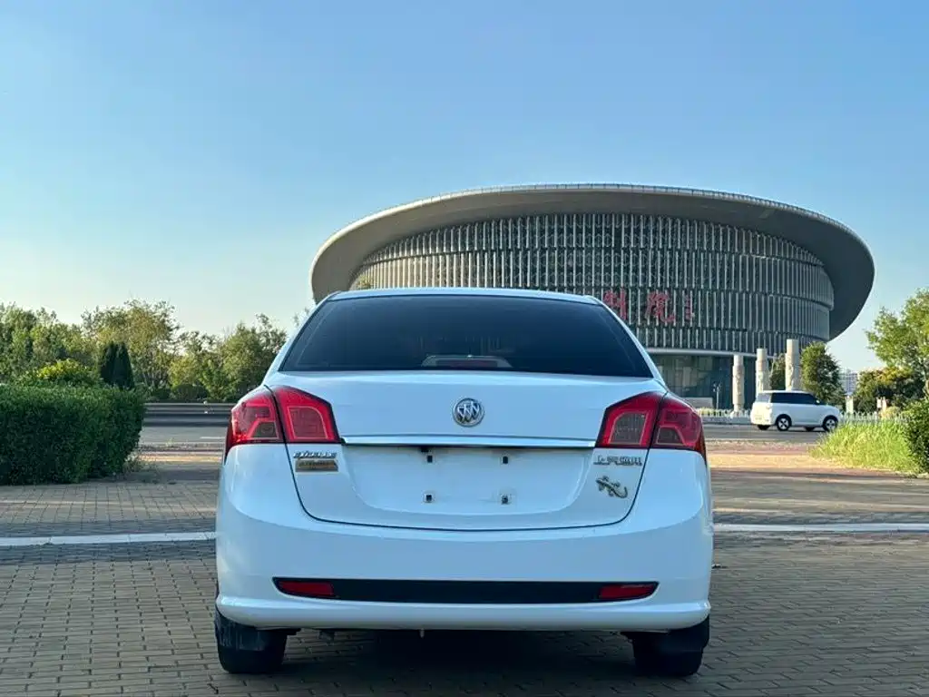 Buick Excelle 2016