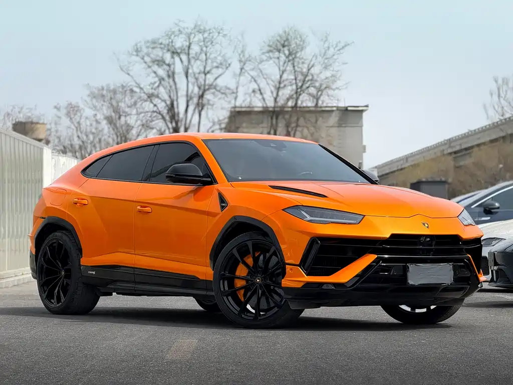 Lamborghini Urus 2023 — фото 3