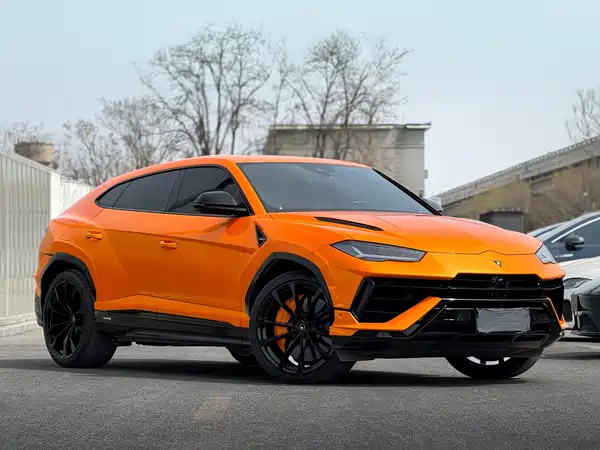 Lamborghini Urus 2023
