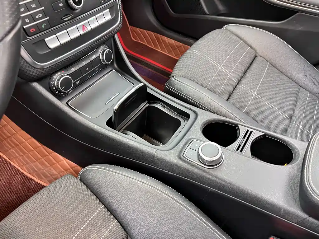 Mercedes-Benz A-Class 2017 — фото 26