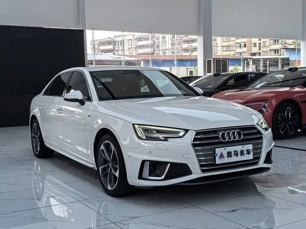 Audi A4L 2019 — фото 3