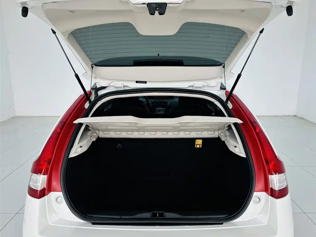 Citroen C-Quatre 2015 — фото 22